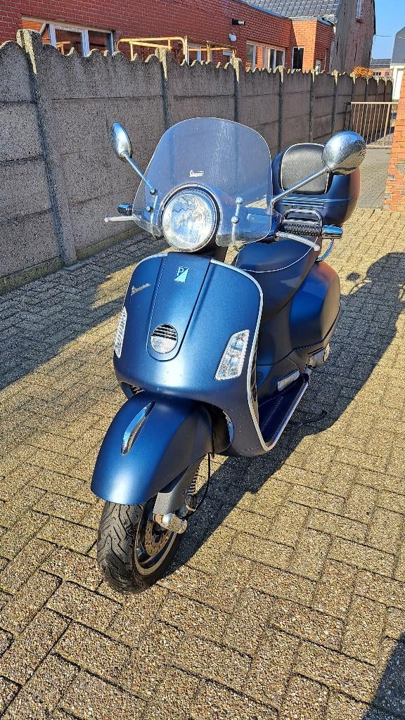 Piaggio vespa gts 125, Motoren, Motoren | Piaggio, Particulier, Scooter, 11 kW of minder, 1 cilinder, Gebruikt, Ophalen