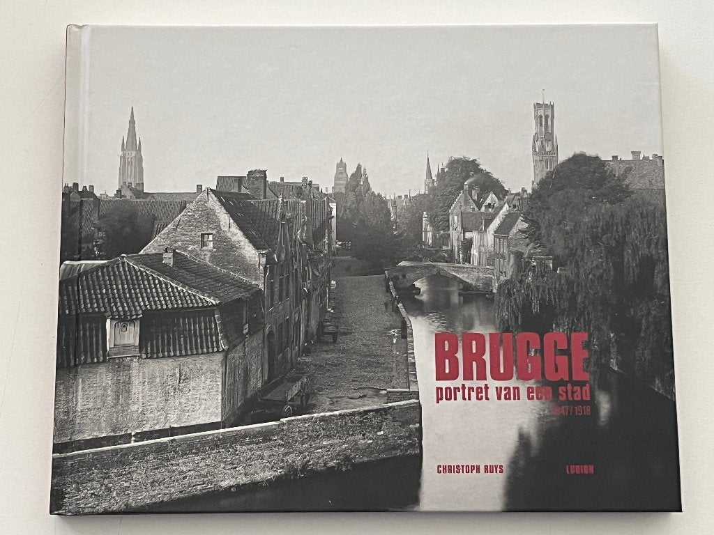 Christoph Ruys - Brugge, Portret van een stad, Boeken, Christoph Ruys, Ophalen of Verzenden, 20e eeuw of later, Gelezen