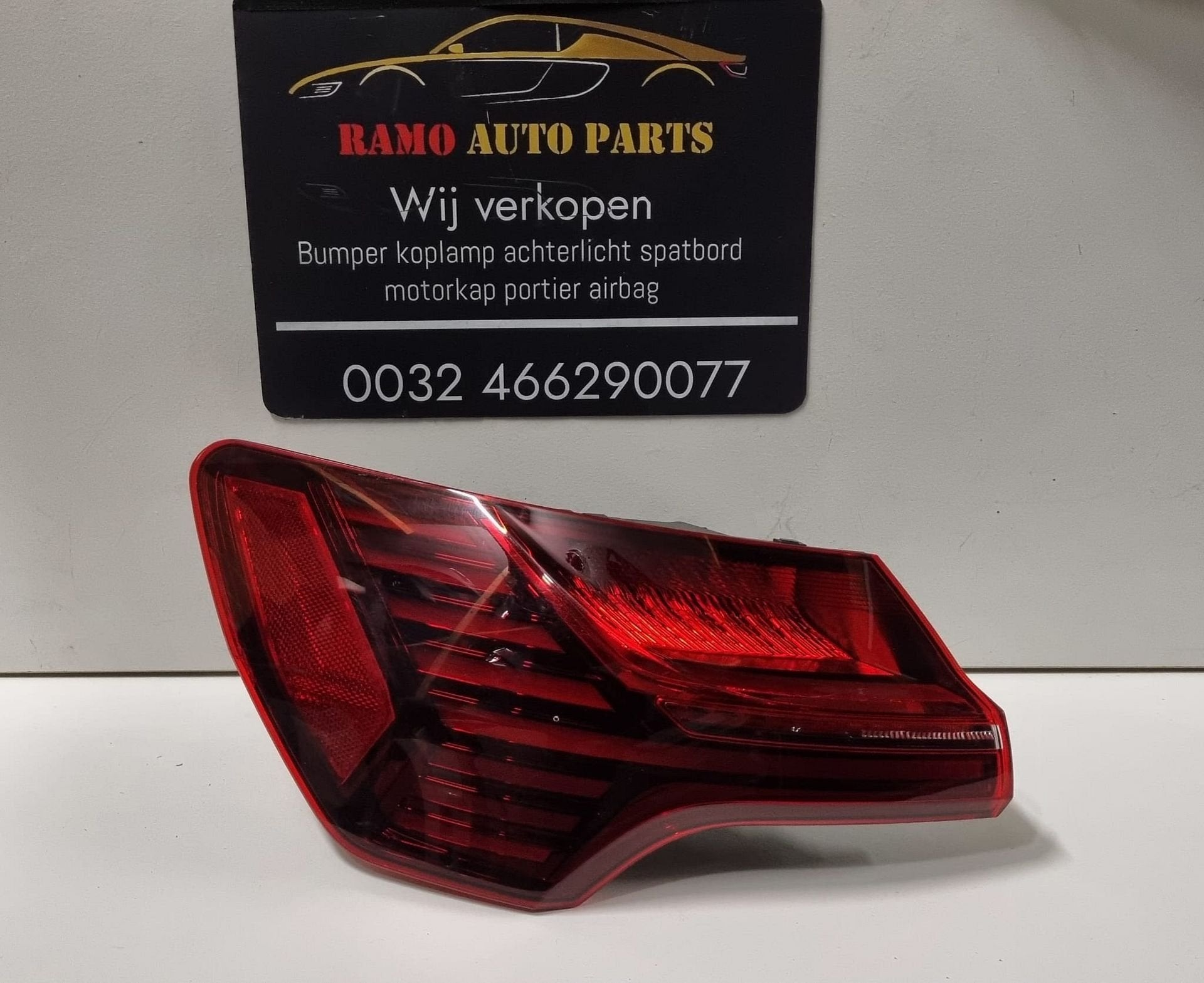 AUDI E-TRON 4K LED ACHTERLICHT 4KE945091B, Gebruikt, -, -, -