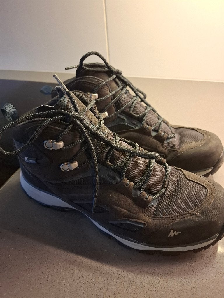 Wandelschoenen Quechua MH100 Maat 42, Sport en Fitness, Ophalen, Gebruikt, Schoenen