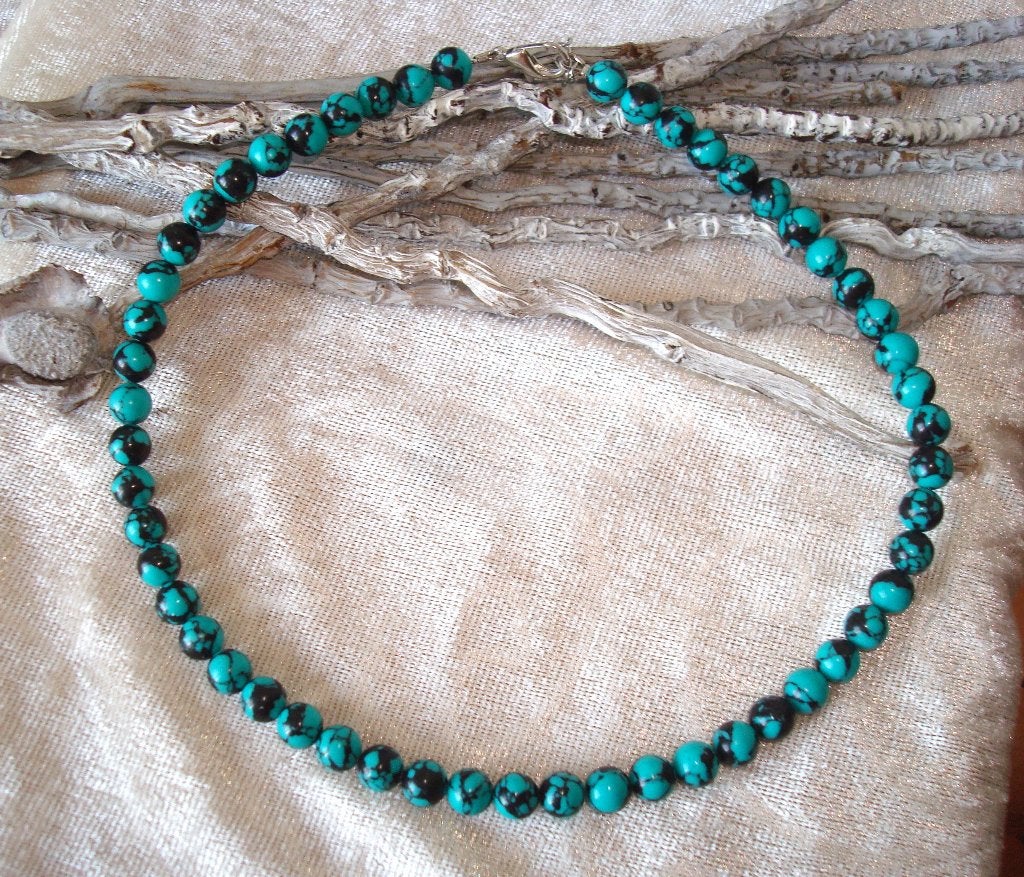 Ketting van petrol-zwart natuursteen, Bijoux, Sacs & Beauté, Colliers, Neuf, Pierre ou Minéral, Autres couleurs, Réglable