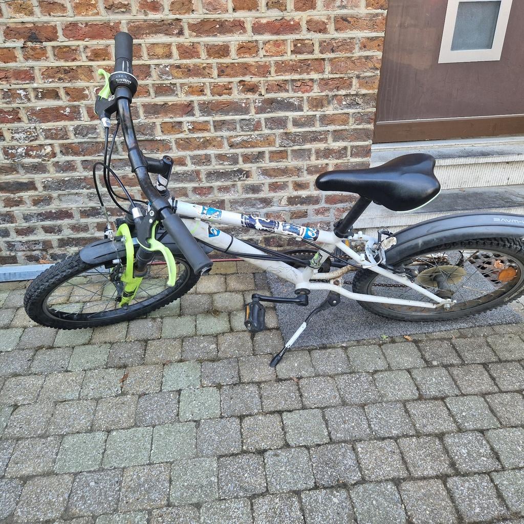 Kinder fiets , tot 8 jaar , met zijkant hulp wielen, Ophalen