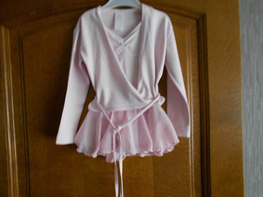 2 delig balletset mt 98/104, Ophalen of Verzenden, Gebruikt, Meisje, Sport- of Zwemkleding