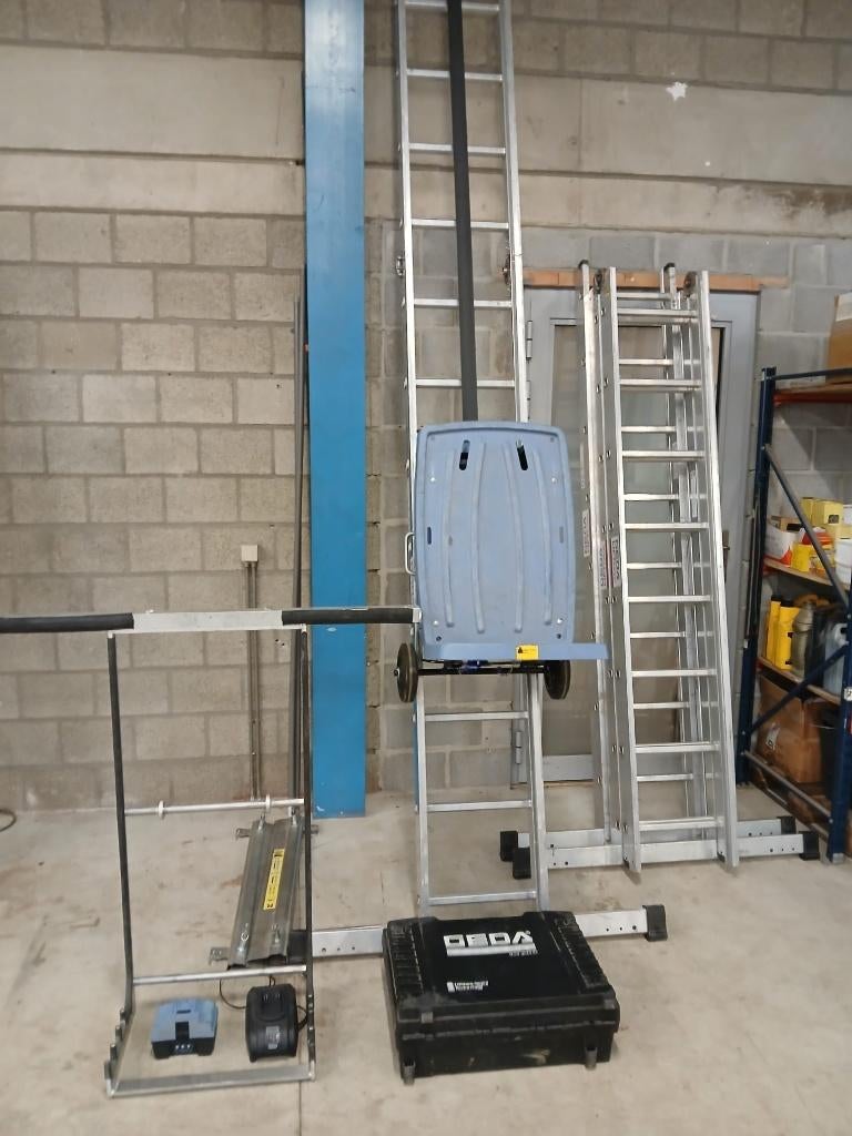 Geda Accu Ladderlift 10M Compleet | €3250 | Direct inzetbaar, Doe-het-zelf en Bouw, Bouwliften, Zo goed als nieuw, Bouwlift, Ophalen