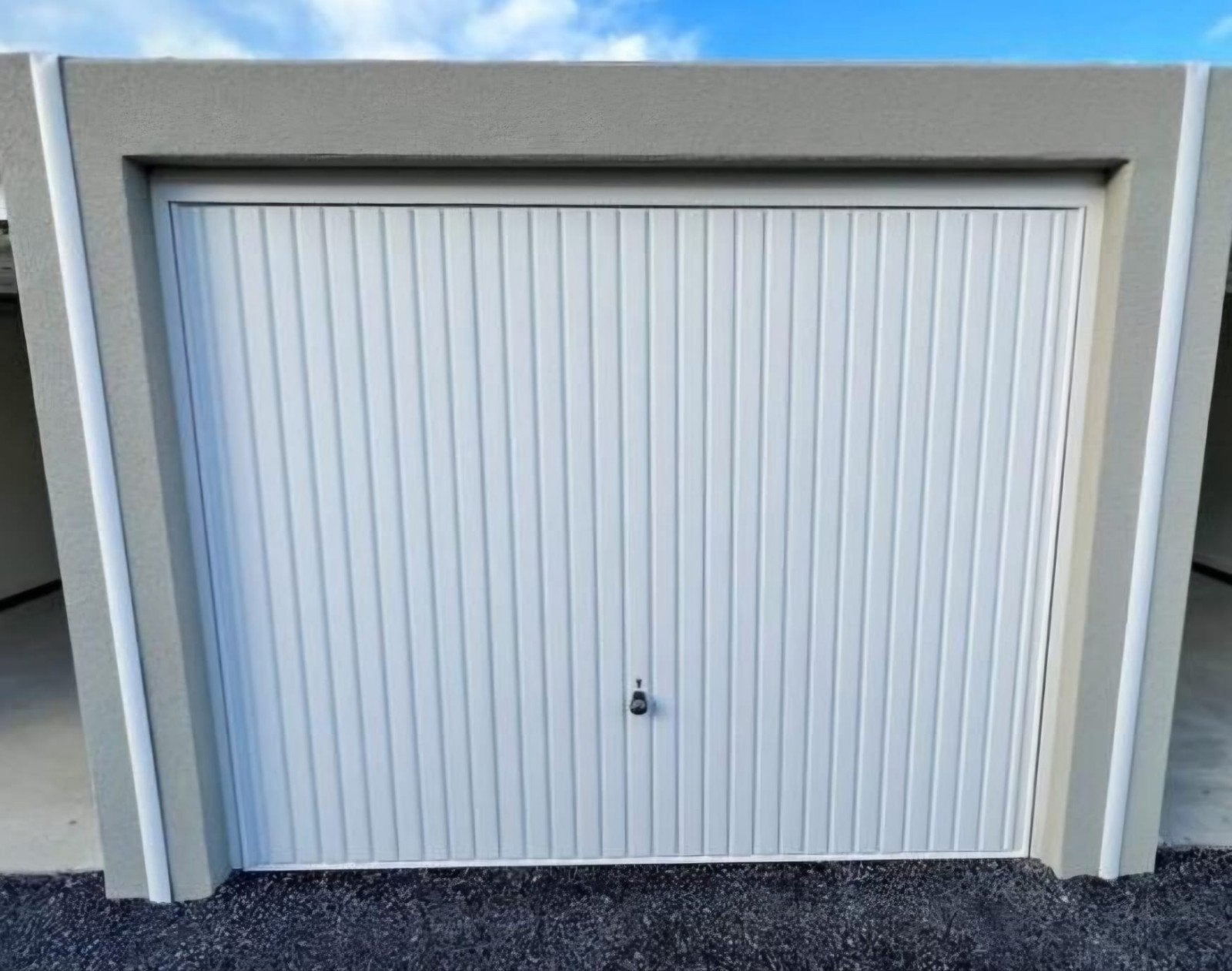 Te huur garage centrum 8700 tielt, Immo