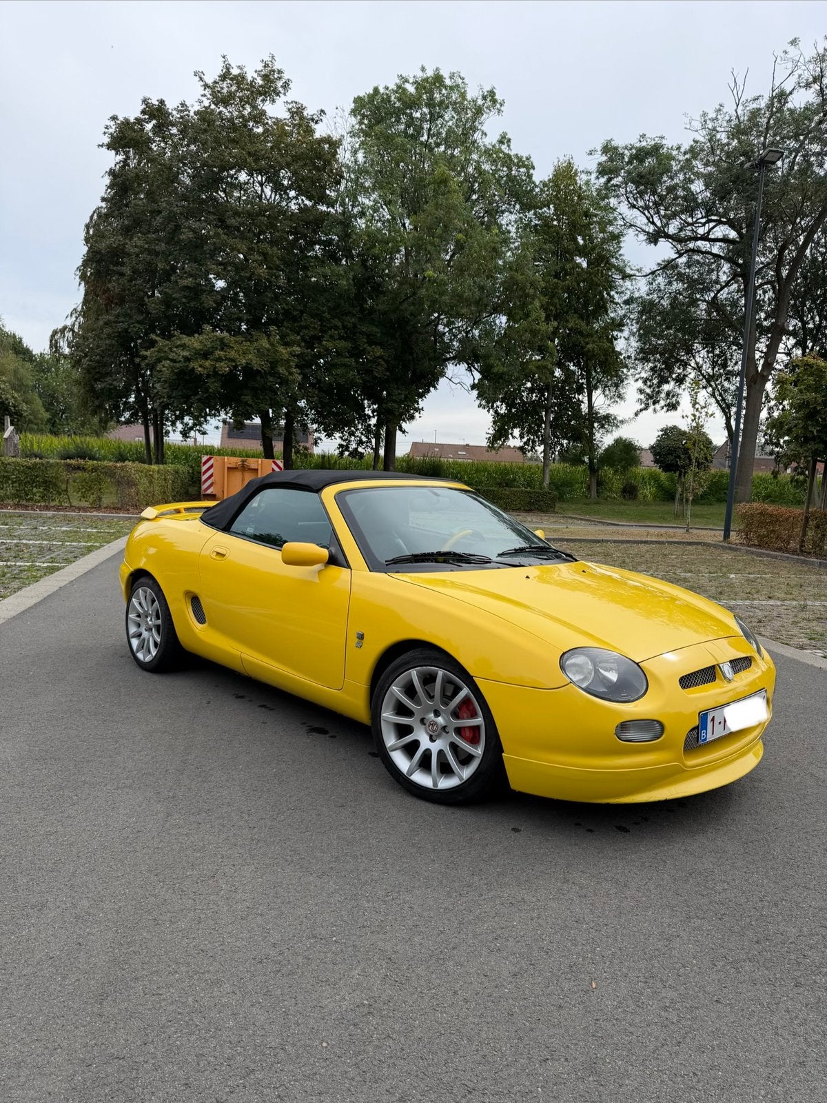 MG-F 160, Auto's, MG, Lederen bekleding, Achterwielaandrijving, Zwart, 4 cilinders