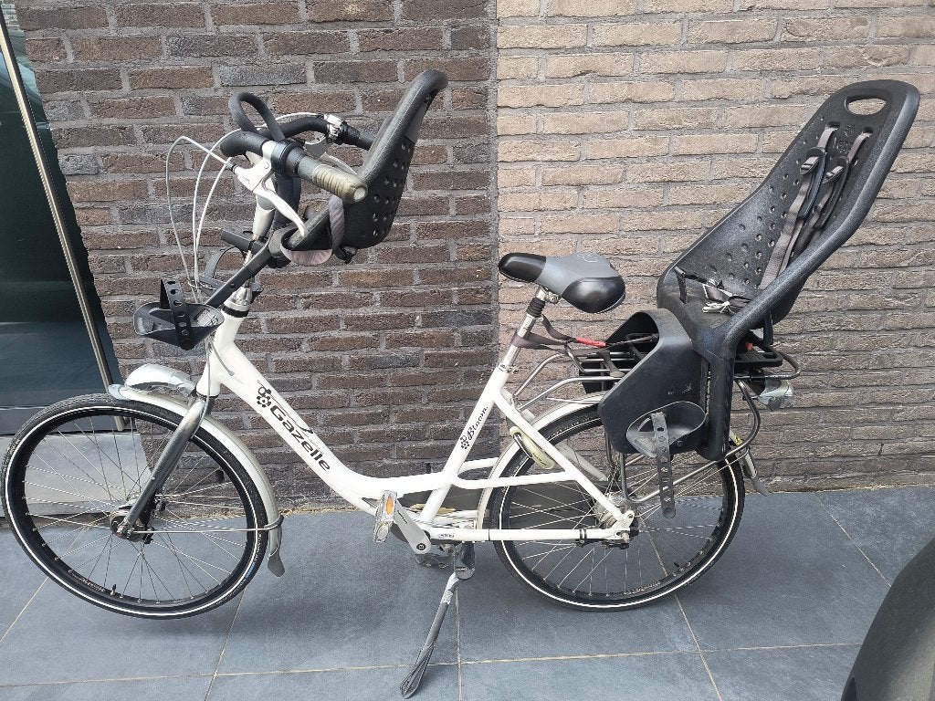 Gazelle avec 2 sièges pour enfants Thule, Vélos & Vélomoteurs, Siège avant, Yepp (Thule), Repose-pieds, Enlèvement