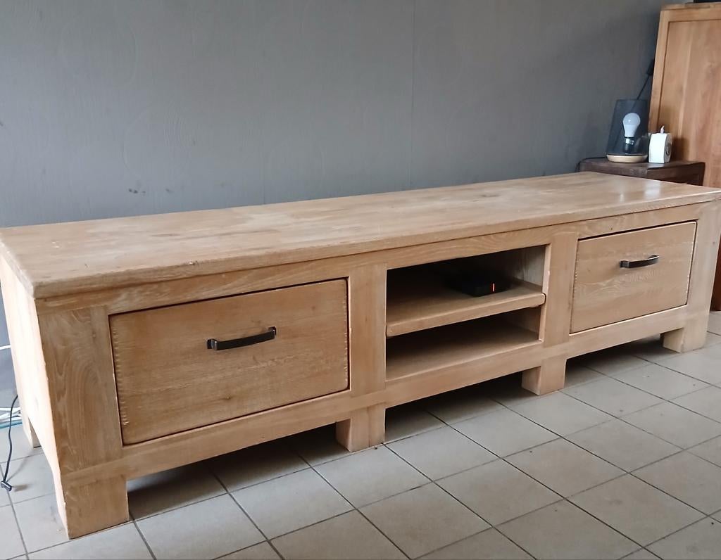 Meuble TV, Enlèvement