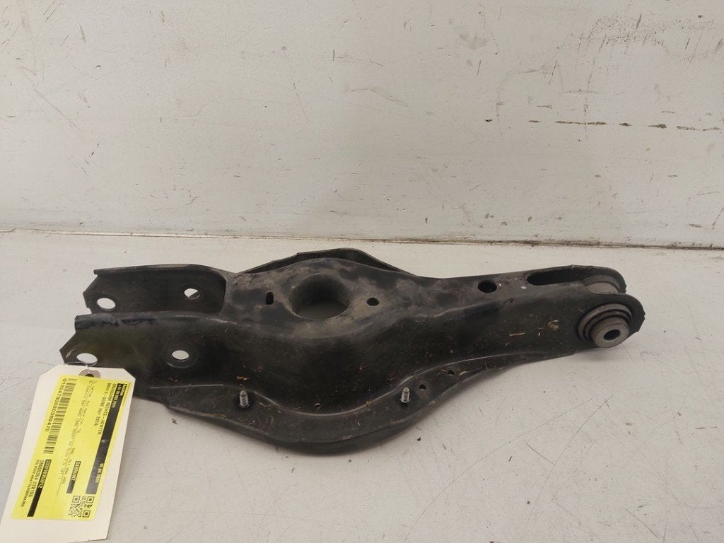 DRAAGARM RECHTS ACHTER BMW 3 serie Touring (G21), Gebruikt, BMW, Petuelring 130
80809  München, DE, Bayerische Motoren Werke AG