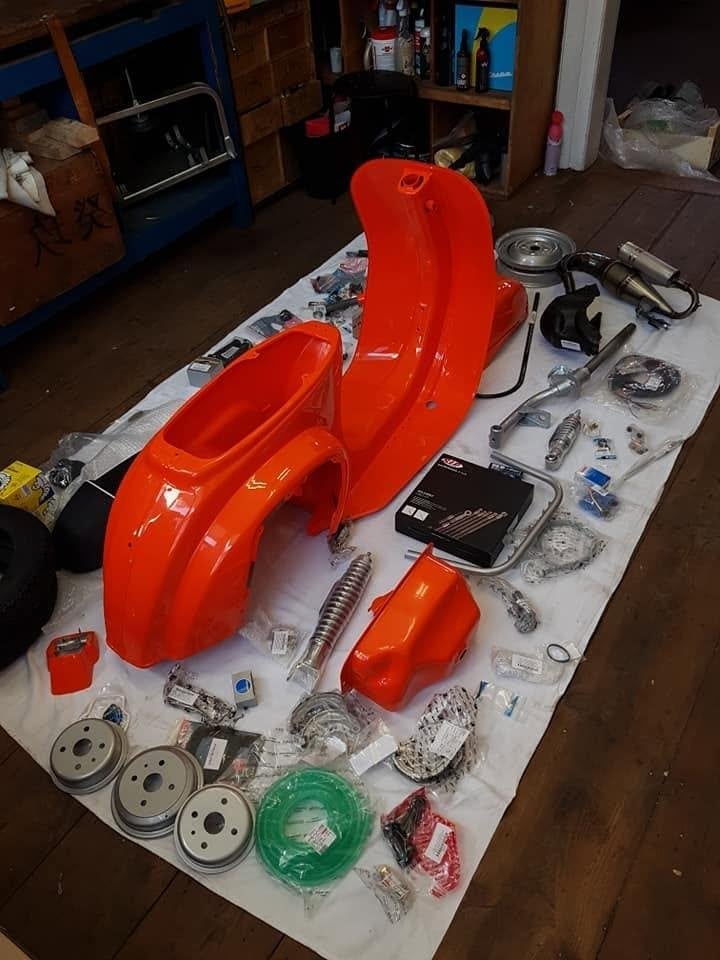 Vespa V90 1975, Motoren, Particulier