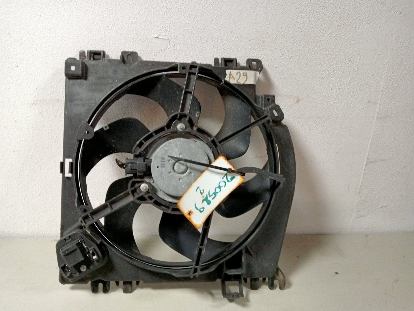 Renault CLIO Mk3 1.5 dCi Radiator Koelventilator 1831442016, Renault, -, Utilisé, -