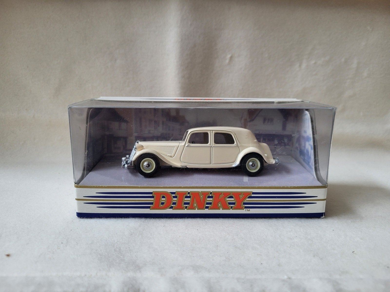 Dinky Matchbox DY22B 1952 Citroën 15 CV, Hobby en Vrije tijd, Modelauto's | 1:43, Ophalen of Verzenden, Zo goed als nieuw, Auto