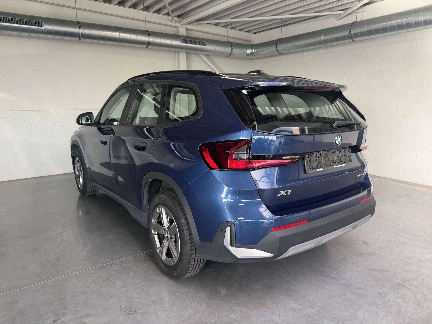 BMW X1 X1 1.5iA sDrive18 - camera - Apple CarPlay - Android, Stof, Gebruikt, Zwart, Bedrijf