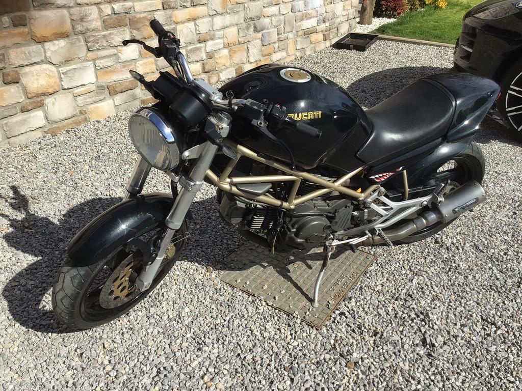 DUCATI MONSTER 600, Particulier