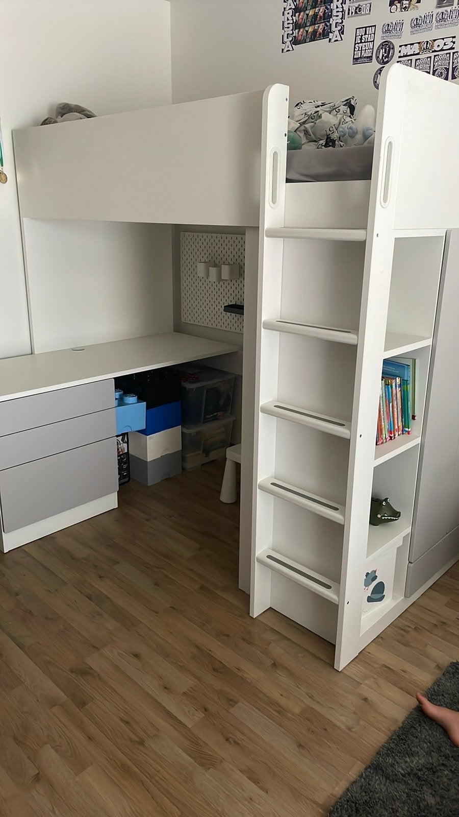 Hoogslaper Ikea wit en grijs, Ophalen, Zo goed als nieuw, Hoogslaper