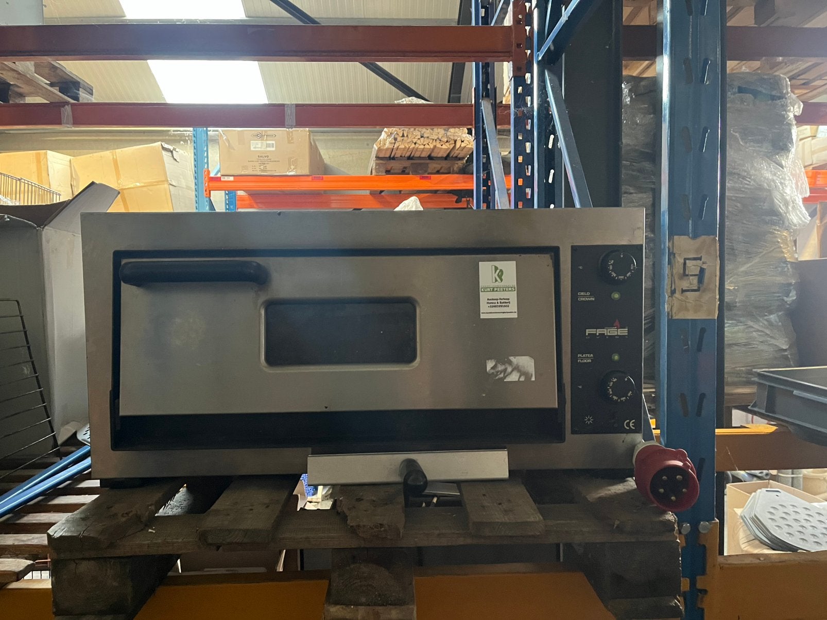 Fage pizza oven, Enlèvement