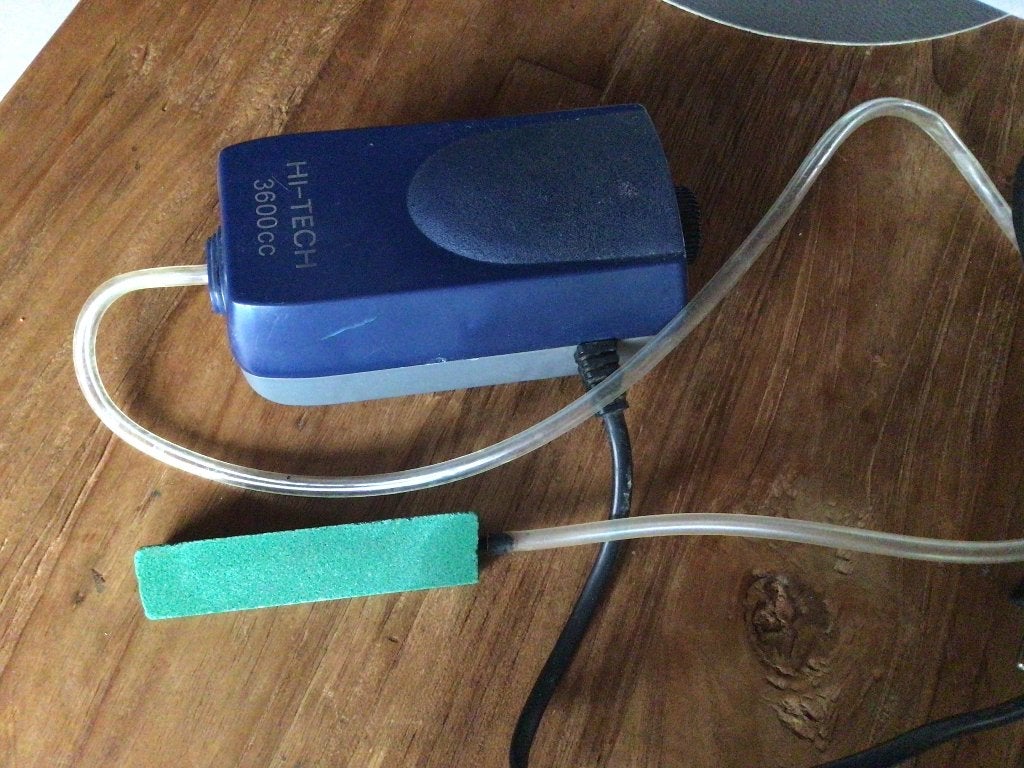 Zuurstof pomp Hi-tech 3600cc, Dieren en Toebehoren, Ophalen of Verzenden, Pomp, Gebruikt, CO₂-systeem