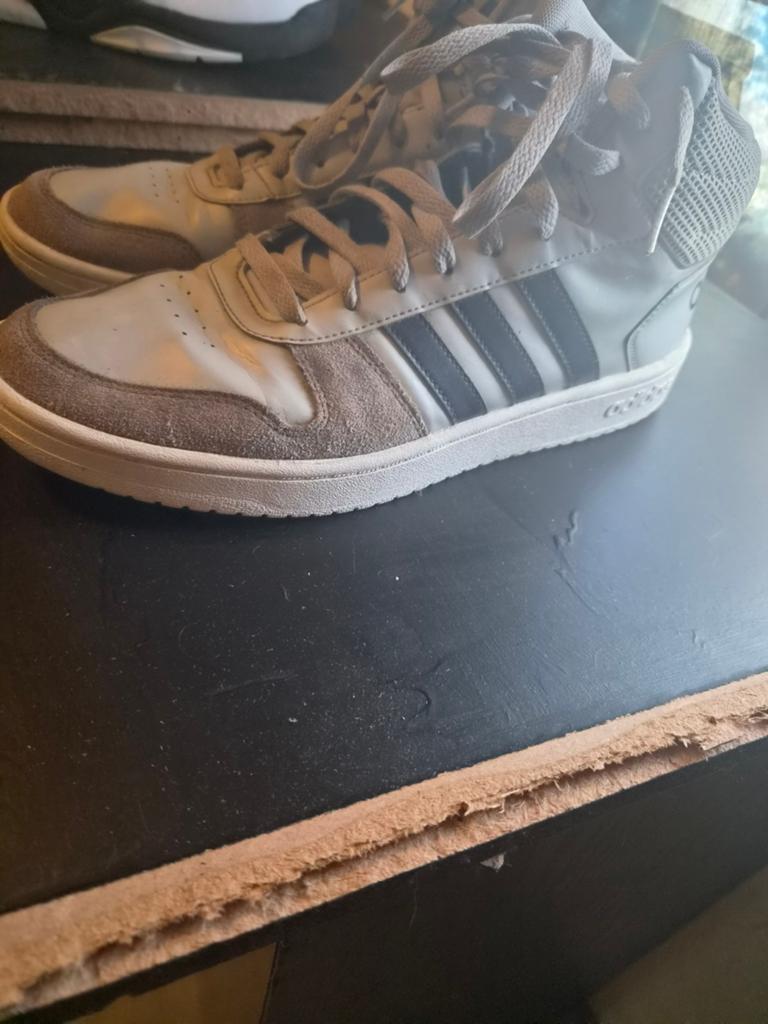 Adidas schoenen maat 46, Vêtements | Hommes, Chaussures, Porté, Chaussures de sport, Enlèvement, Adidas