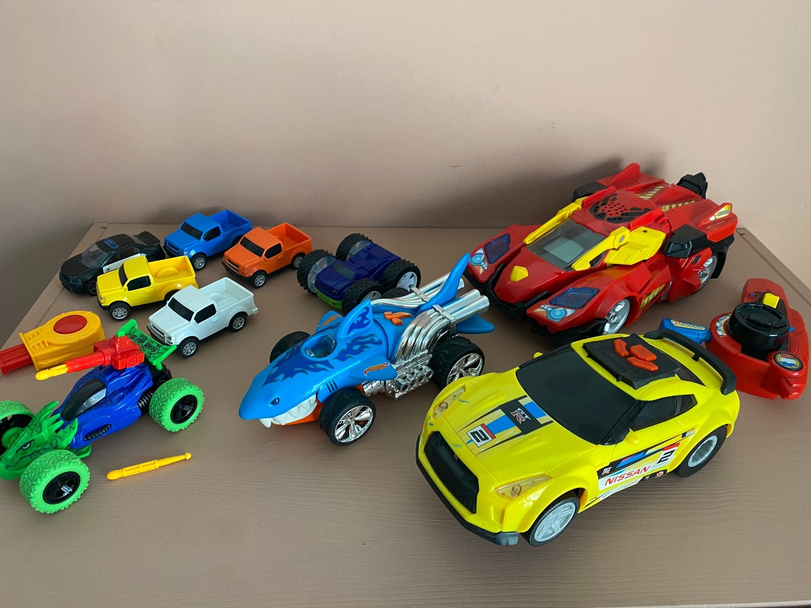 Set auto’s, Kinderen en Baby's, Speelgoed |Speelgoedvoertuigen, Ophalen of Verzenden, Gebruikt