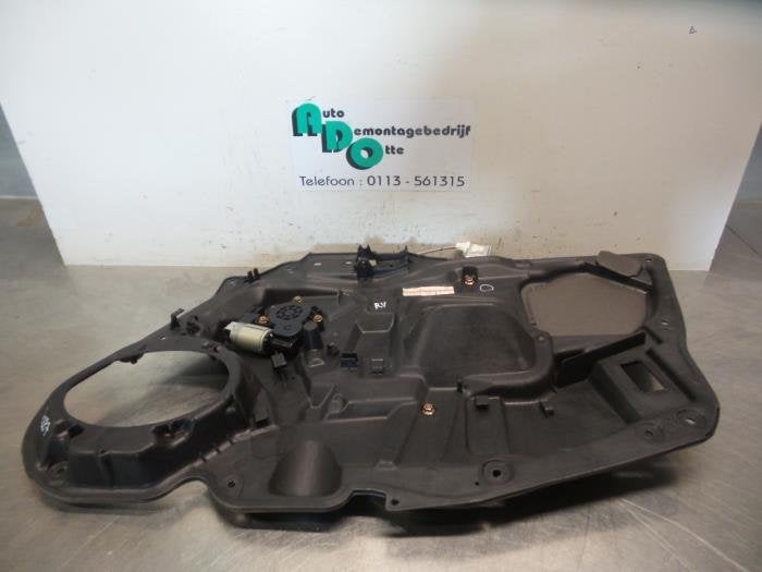 Mécanique vitre 4portes avant droite d'un Mazda 6 (6 02-), -, Mazda, Utilisé, -