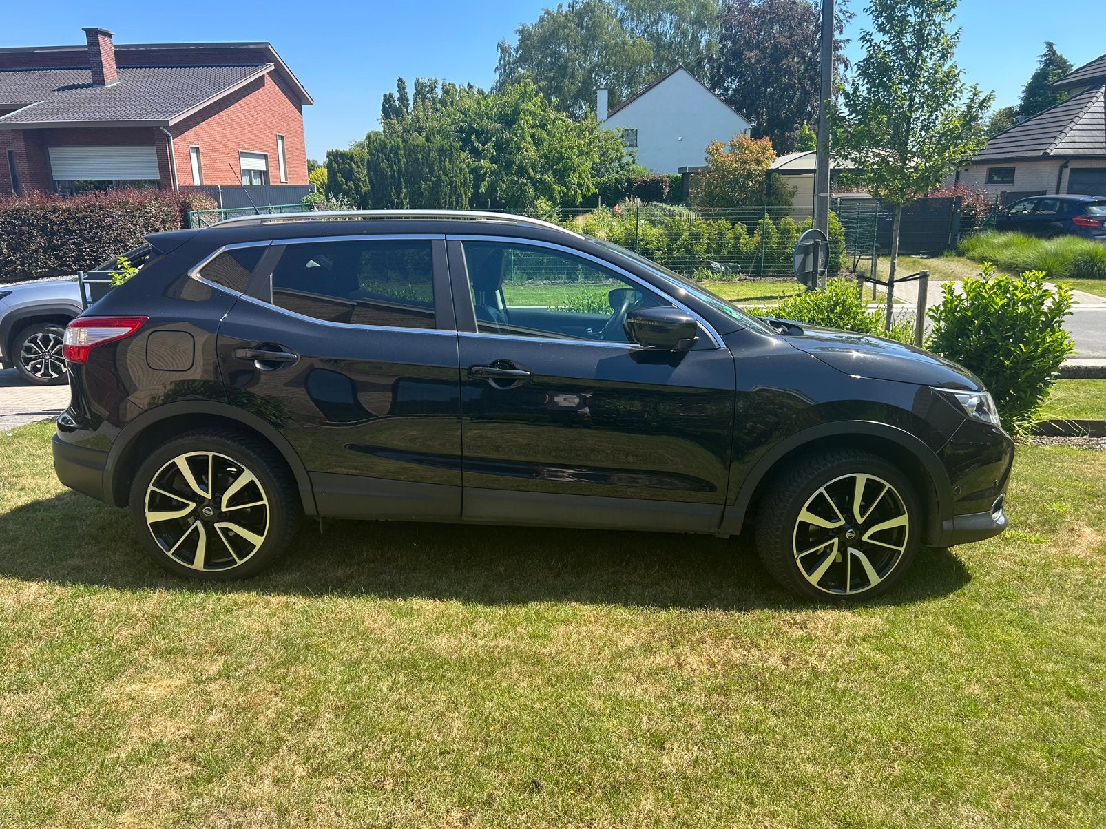 Nissan Qashqai Tekna full option 2017 (Zemst), Autos, Achat, Intérieur cuir, Euro 6, Boîte manuelle