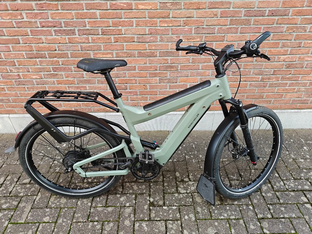 Riese & Müller Superdelite GT Vario, Fietsen en Brommers, Elektrische fietsen, Zo goed als nieuw, 50 km per accu of meer, 55 tot 59 cm