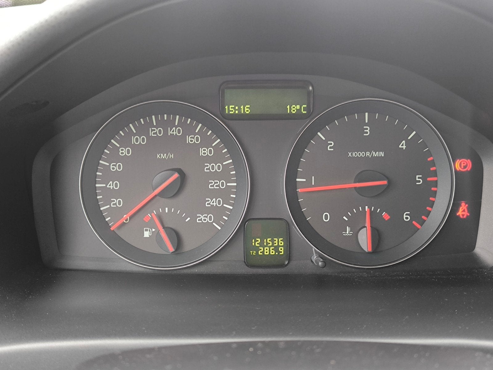 Volvo C30 Diesel 1.6 , très propre , 80 kw , Euro 5, Auto's, Zwart, 4 cilinders, Bedrijf, Te koop