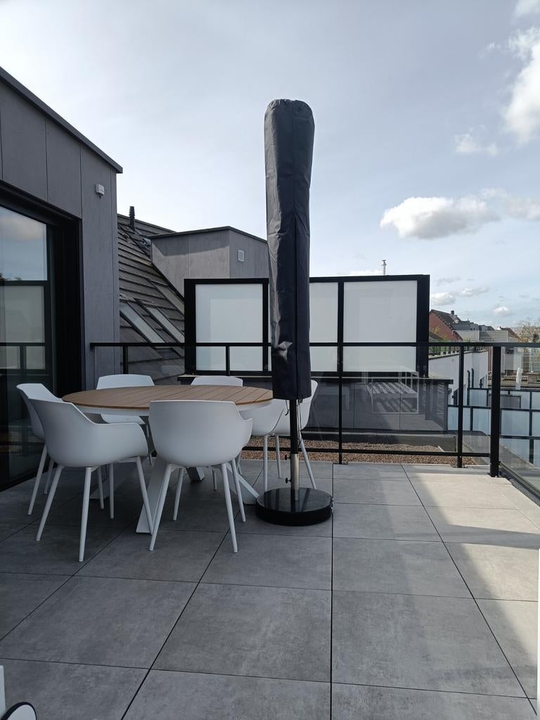 Parasol 3x3 M + parasolvoet met wielen, Ophalen, Kantelbaar, Zo goed als nieuw, Parasolvoet