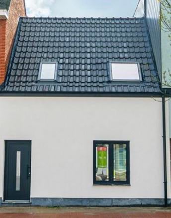 Mooie woning te mol centrum, Immo