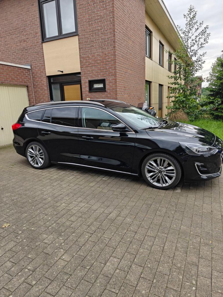 Ford focus vignale, Autos, Ford, Achat, Carnet d'entretien, Noir, Automatique