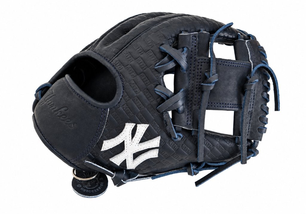 Kith Rawlings New York Yankees Heart Of The Hide Glove, Sport en Fitness, Ophalen of Verzenden, Nieuw, Handschoen