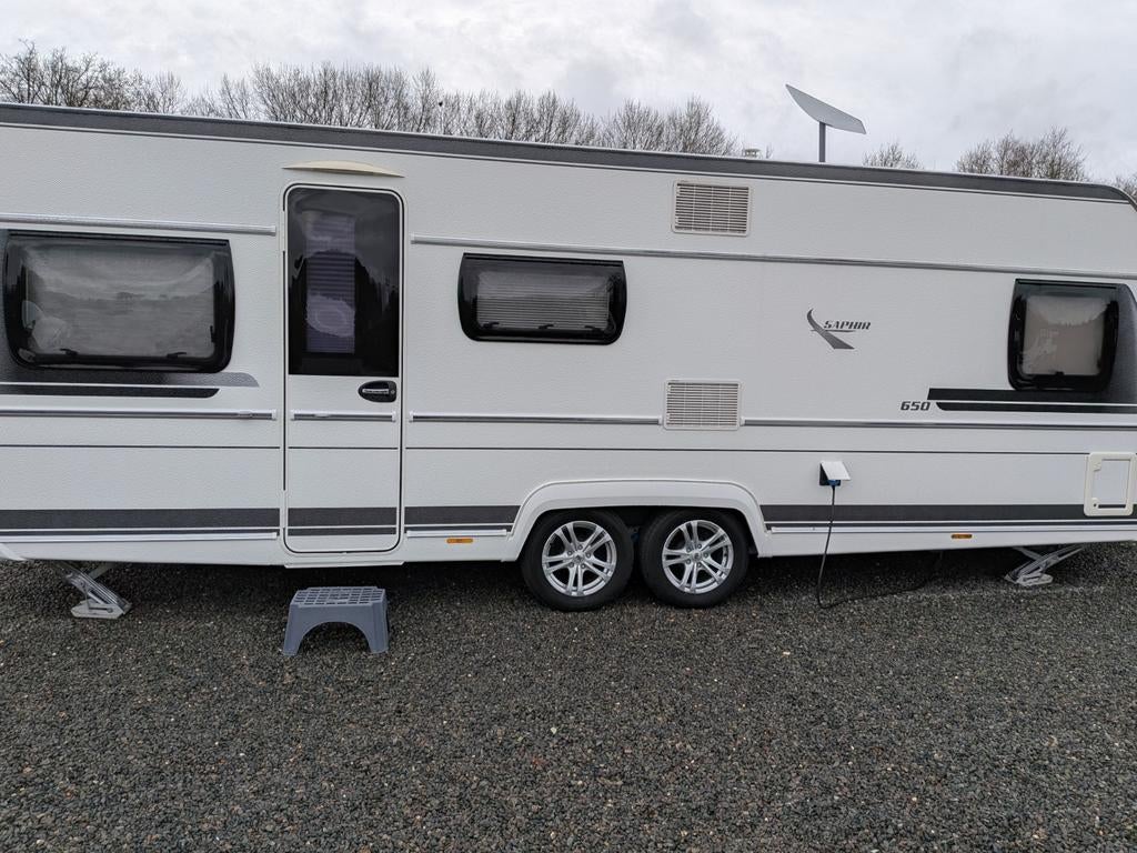 Fendt saffier 650, Caravans en Kamperen, Particulier, Douche, Fendt