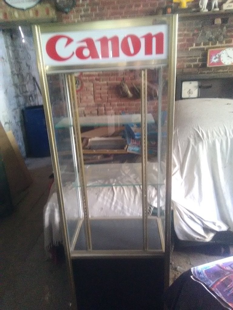 Canon vitrine, Enlèvement, Utilisé, Canon
