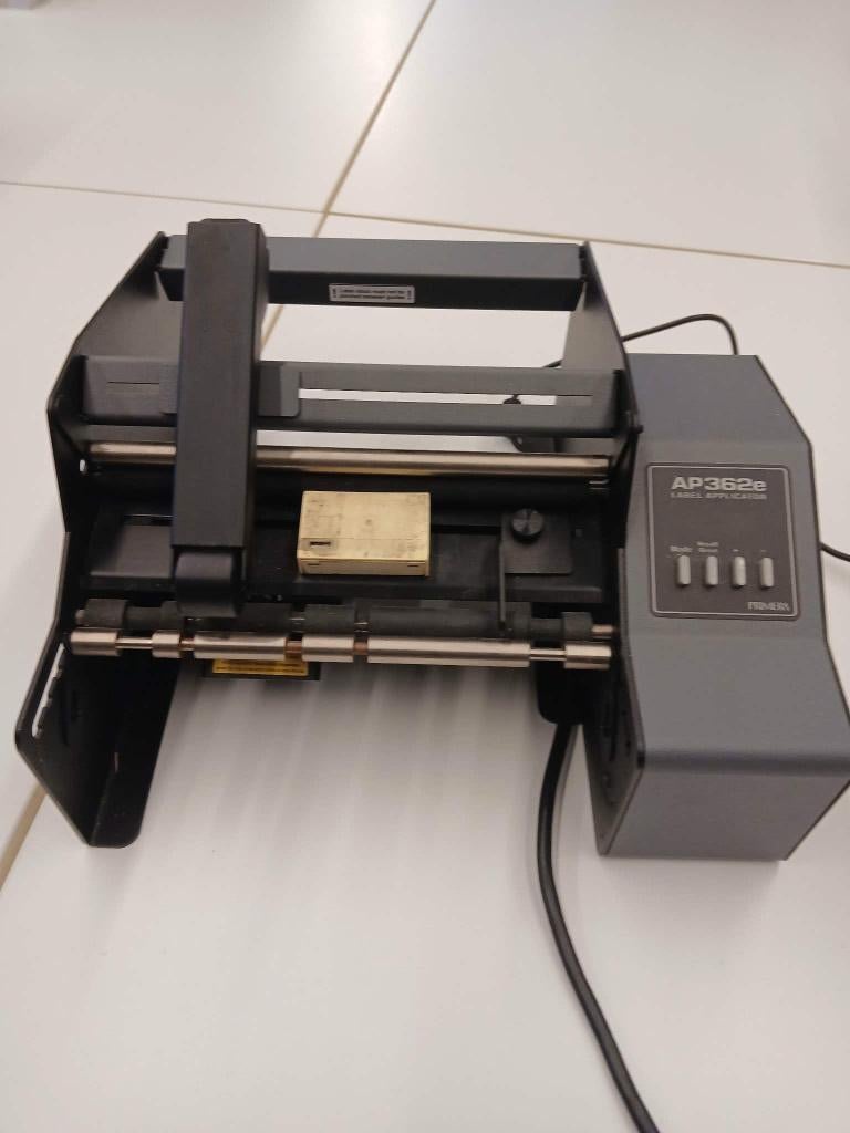 Primera AP362E Label Applicator, Zakelijke goederen, Stock en Retail | Verpakking en Verzending, Ophalen