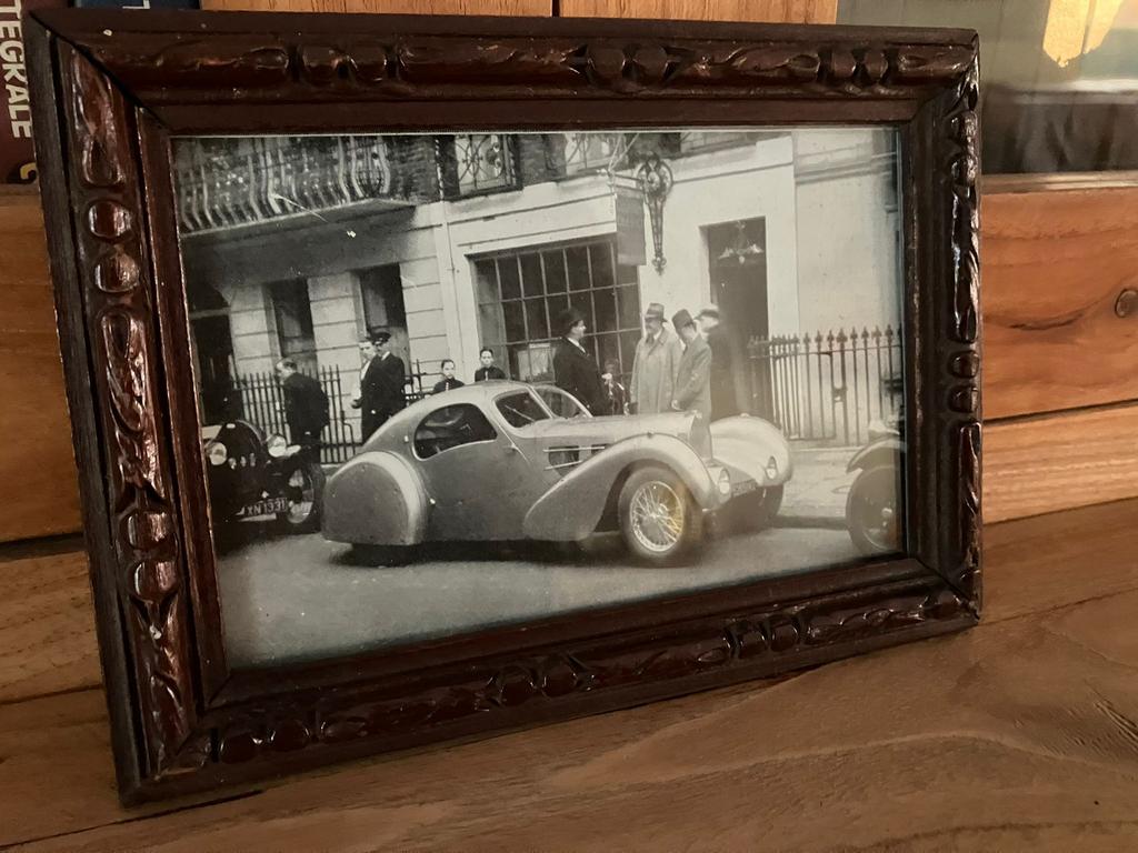 Bugatti Type 57 Atlantic foto, Ophalen of Verzenden, Zo goed als nieuw