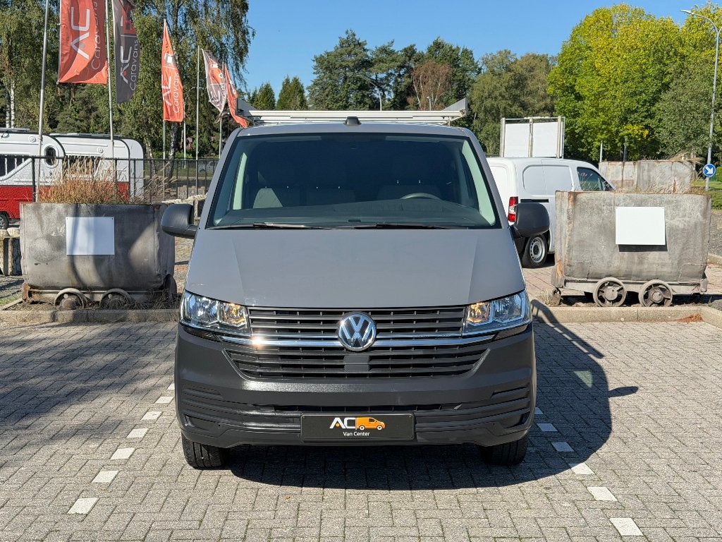 ✅VW T6.1 Transporter 2.0TDI Airco/Navi/GARANTIE/Cruise/Trek., Auto's, Voorwielaandrijving, Dealer onderhouden, Stof, Euro 6