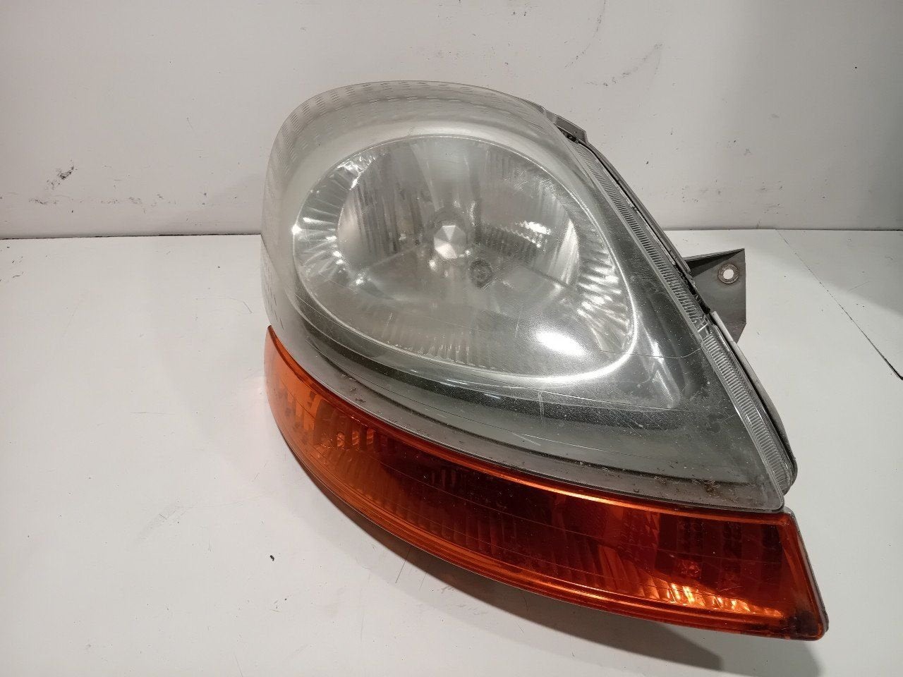 Koplamp rechts Renault Trafic, Onderdelen@venauto.nl, Van der Ven Autorecycling B.V., Ettenseweg 76, 4706 PB Roosendaal, The Netherlands