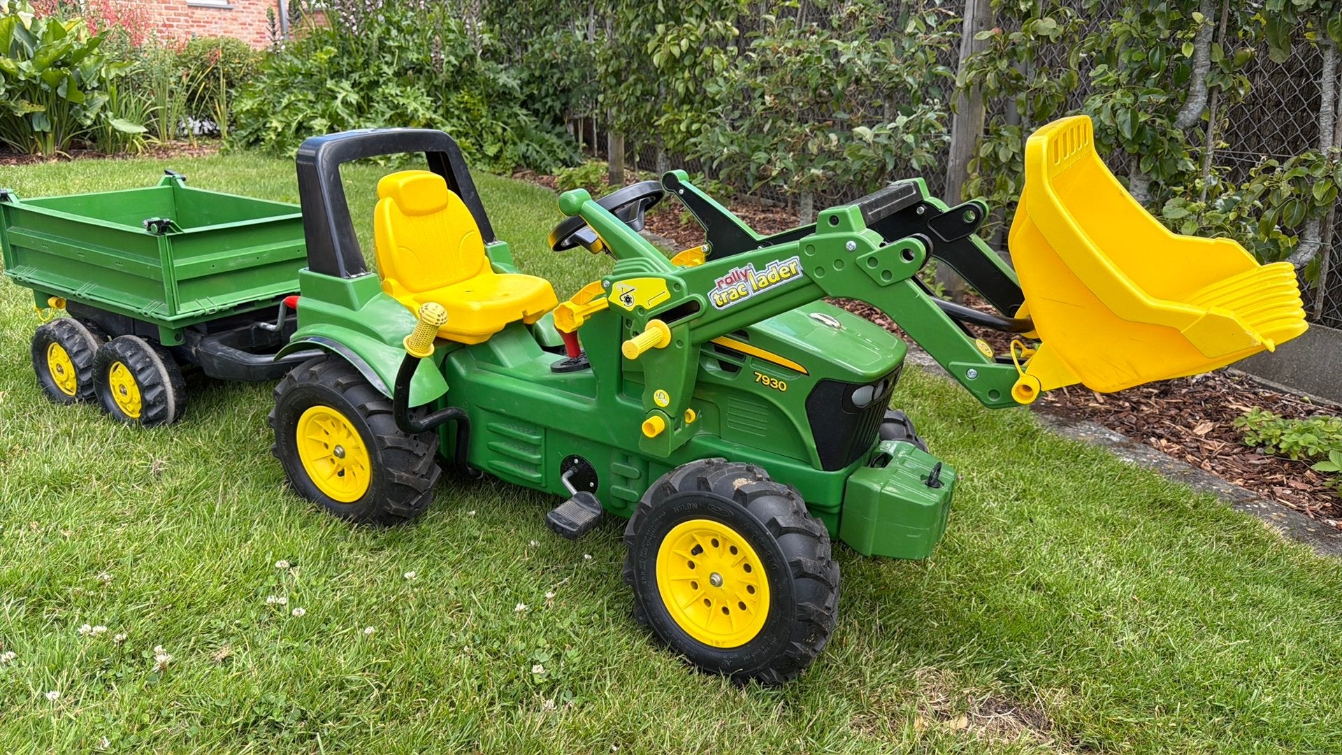 John deere traptractor — luchtbanden + lader + kiepwagen, Kinderen en Baby's, Ophalen, Zo goed als nieuw, Overige merken, Met kar of aanhanger