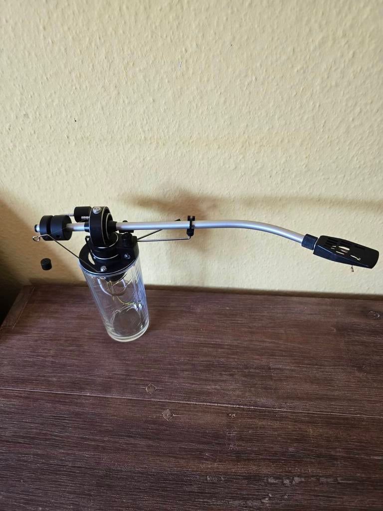 Tesla P1101 Bras de lecture (tonearm), TV, Hi-fi & Vidéo, Enlèvement