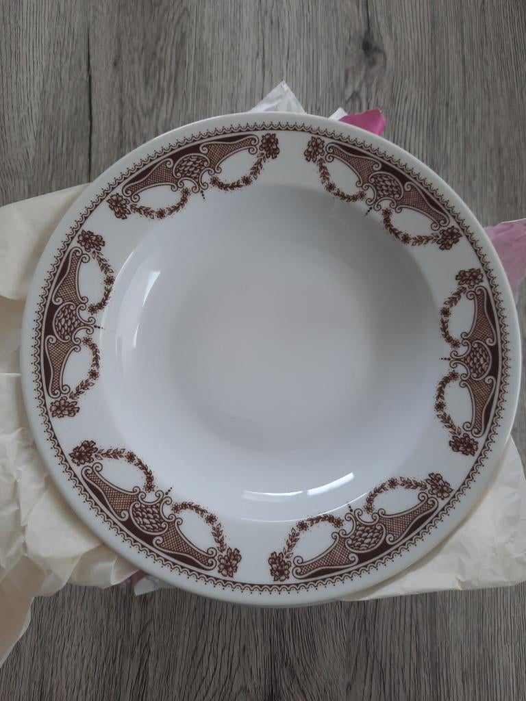 Diepe borden (7stuks), Huis en Inrichting, Ophalen, Bord(en)