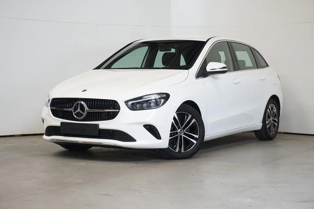 Mercedes-Benz B-CLASS 180 (bj 2025, automaat), Auto's, 136 pk, Leder en Stof, Wit, Bedrijf