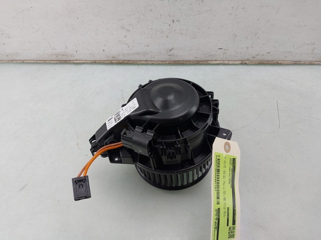 VENTILATEUR RADIATEUR MOTEUR Octavia (1U2) (|2Q1820021A|), Valeo, Utilisé, Info@valeo.fr, Skoda