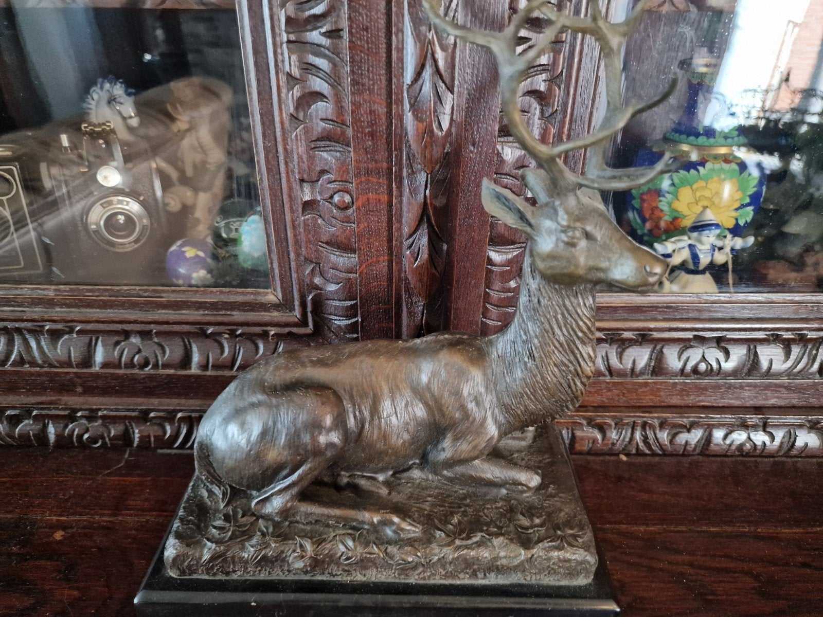 Cerf en bronze, Enlèvement, Brons
