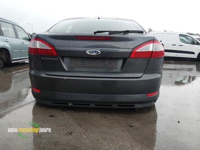 Pare-chocs arrière d'un Ford Mondeo, -, 3 mois de garantie, -, -