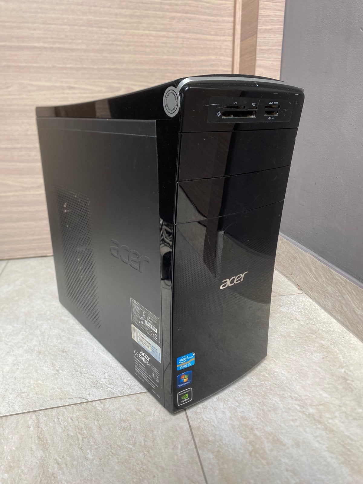 Computer set van samsung en Acer, HDD, 8 GB, Avec moniteur, Enlèvement