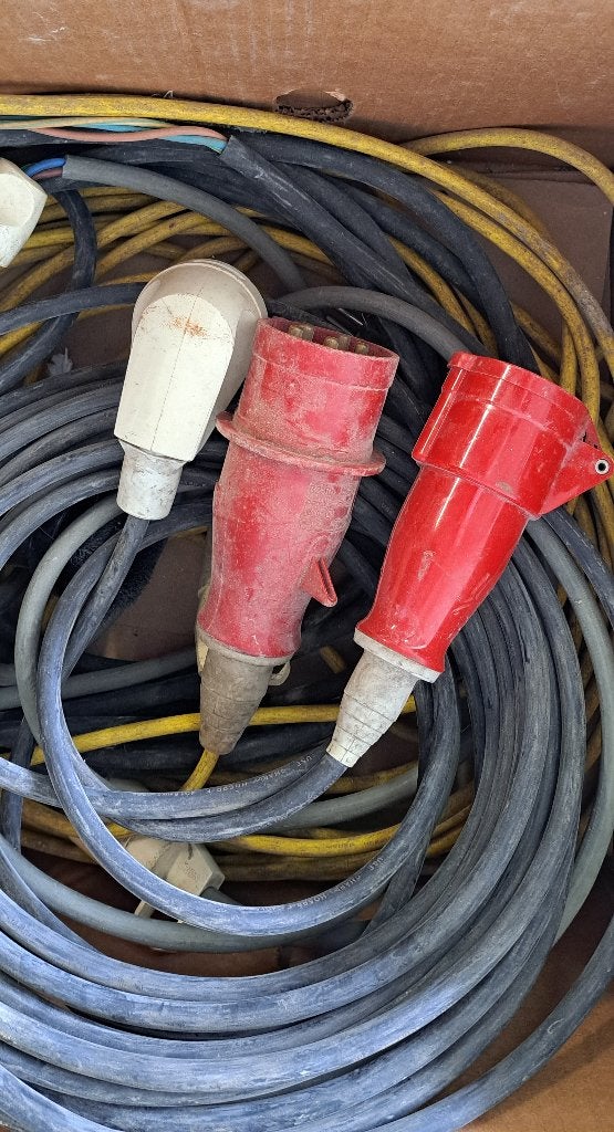 ensemble de câbles électriques, Enlèvement, Utilisé, Câble ou Fil électrique