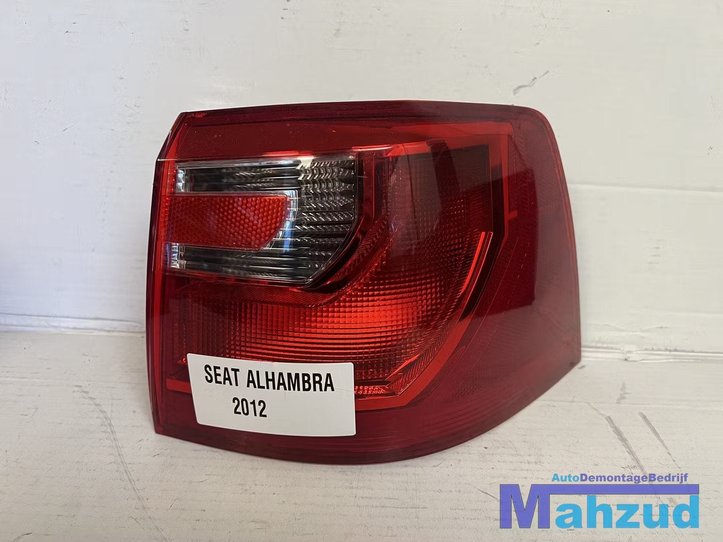 SEAT ALHAMBRA 7N Rechts buiten achterlicht 2010-2022, Gebruikt, Autovia A-2, Km 585 585
08760  Martorell, ES, SEAT S.A., Customercare@seat.es