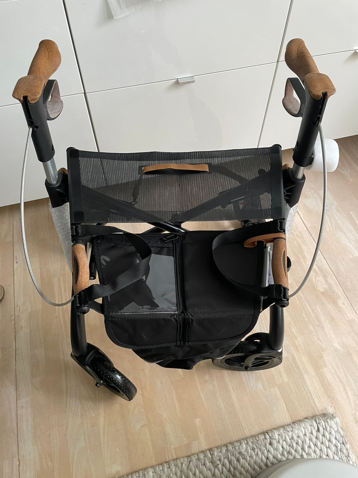 Déambulateur en carbone Saljol CR62 neuf, Enlèvement, Poids léger, Neuf