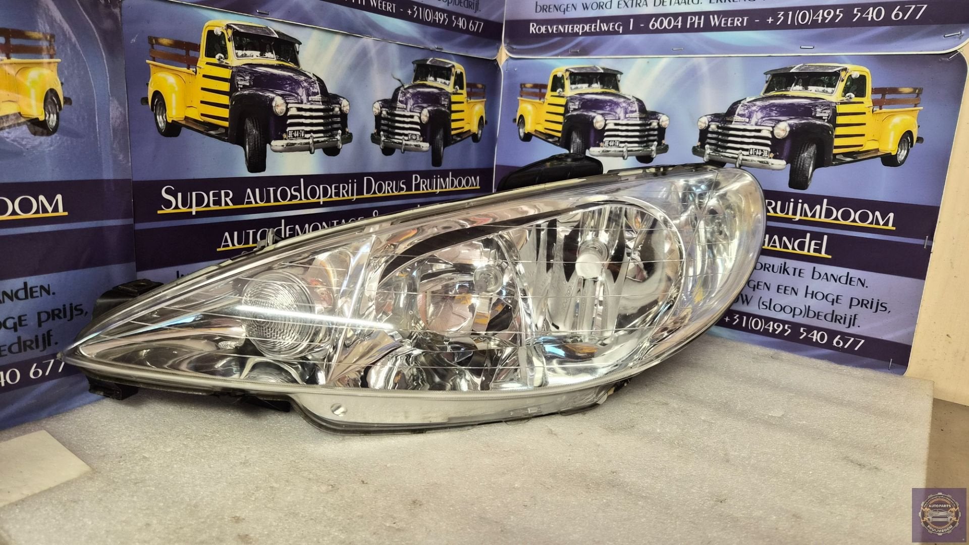 Phare gauche pour Peugeot 206 cc cabriolet 9628666880, Taurusavenue 1
2132 LS  Hoofddorp, NL, Contact.group@renault.com, Stellantis N.V.