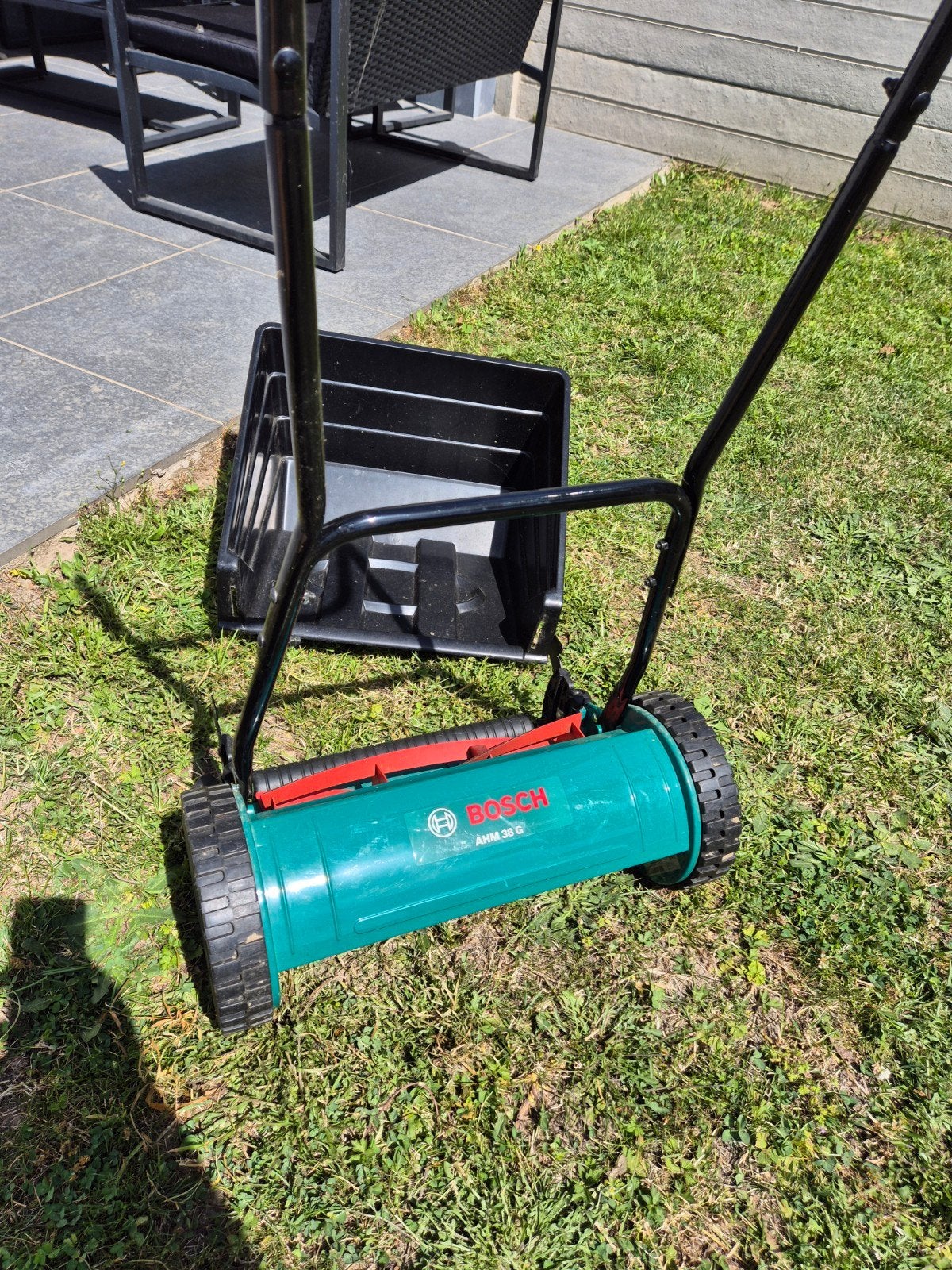 Bosch AHM 38 G  kooimaaier, Jardin & Terrasse, Tondeuses à gazon, Enlèvement, Bac de ramassage